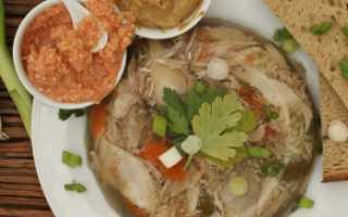 Блюда с куриными лапками: 9 домашних вкусных рецептов