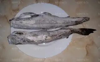 Минтай тушеный с овощами на сковороде. рецепт с фото